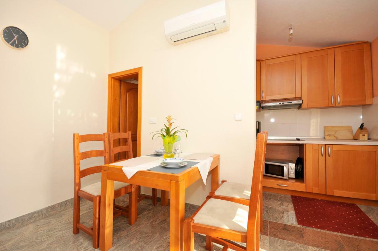 Apartman Beric Trogir Exteriör bild