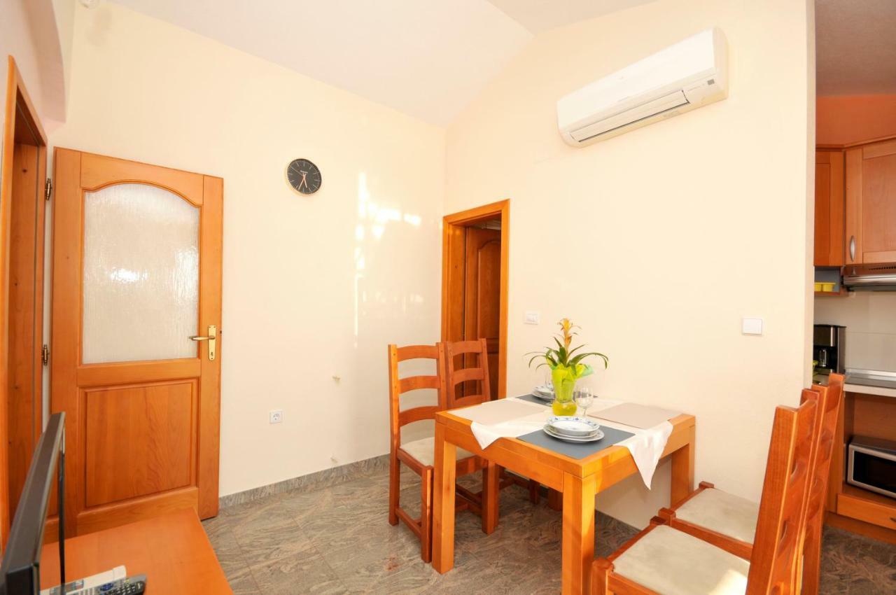 Apartman Beric Trogir Exteriör bild