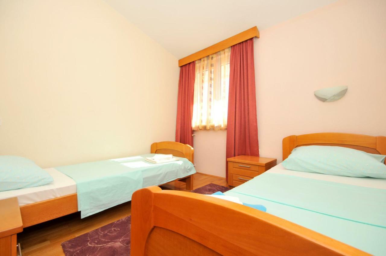 Apartman Beric Trogir Exteriör bild