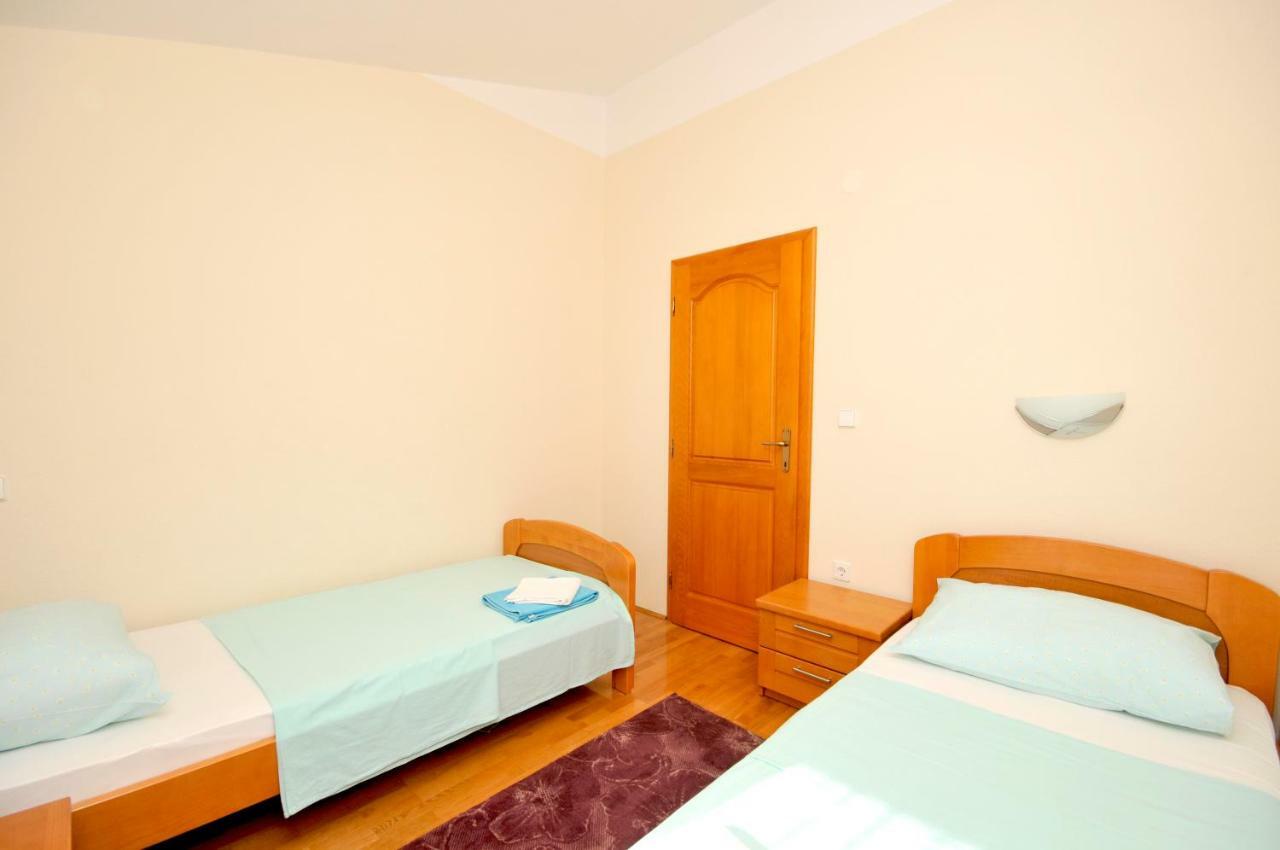Apartman Beric Trogir Exteriör bild